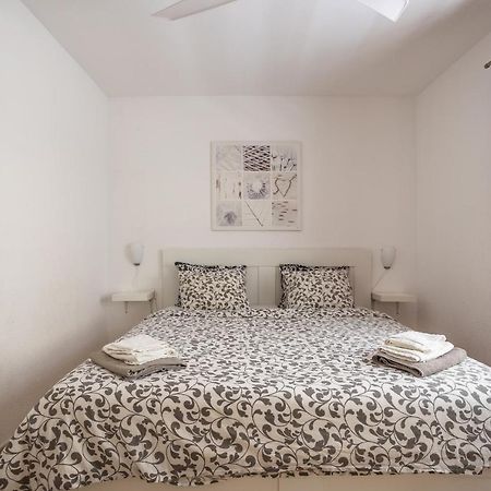 Castle Harbour Phoebe'S Flat Los Cristianos By Lovetenerife Exterior foto